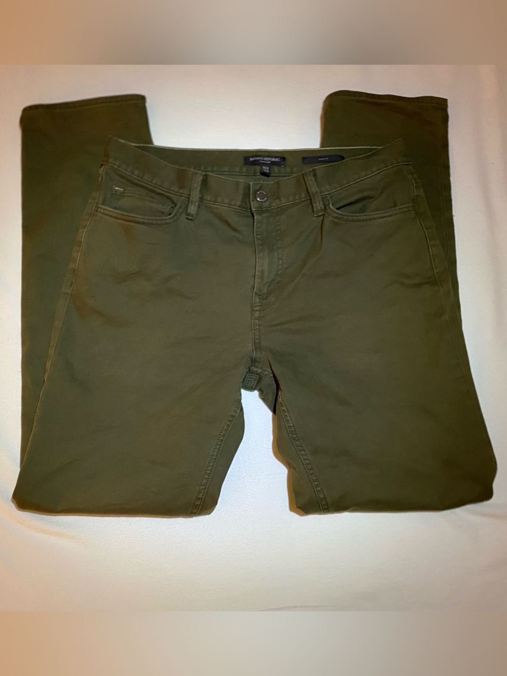 Banana Republic Traveller Olive Green Pants